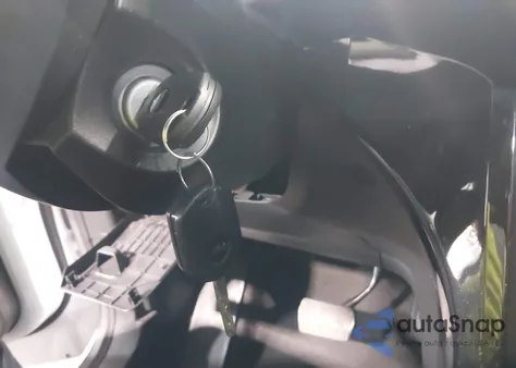 2018 Ford Escape Se from USA, damaged, VIN 1FMCU0GD9JUD19882